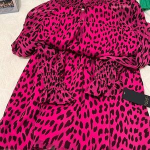 Never worn beautiful summer dress,tag still in place